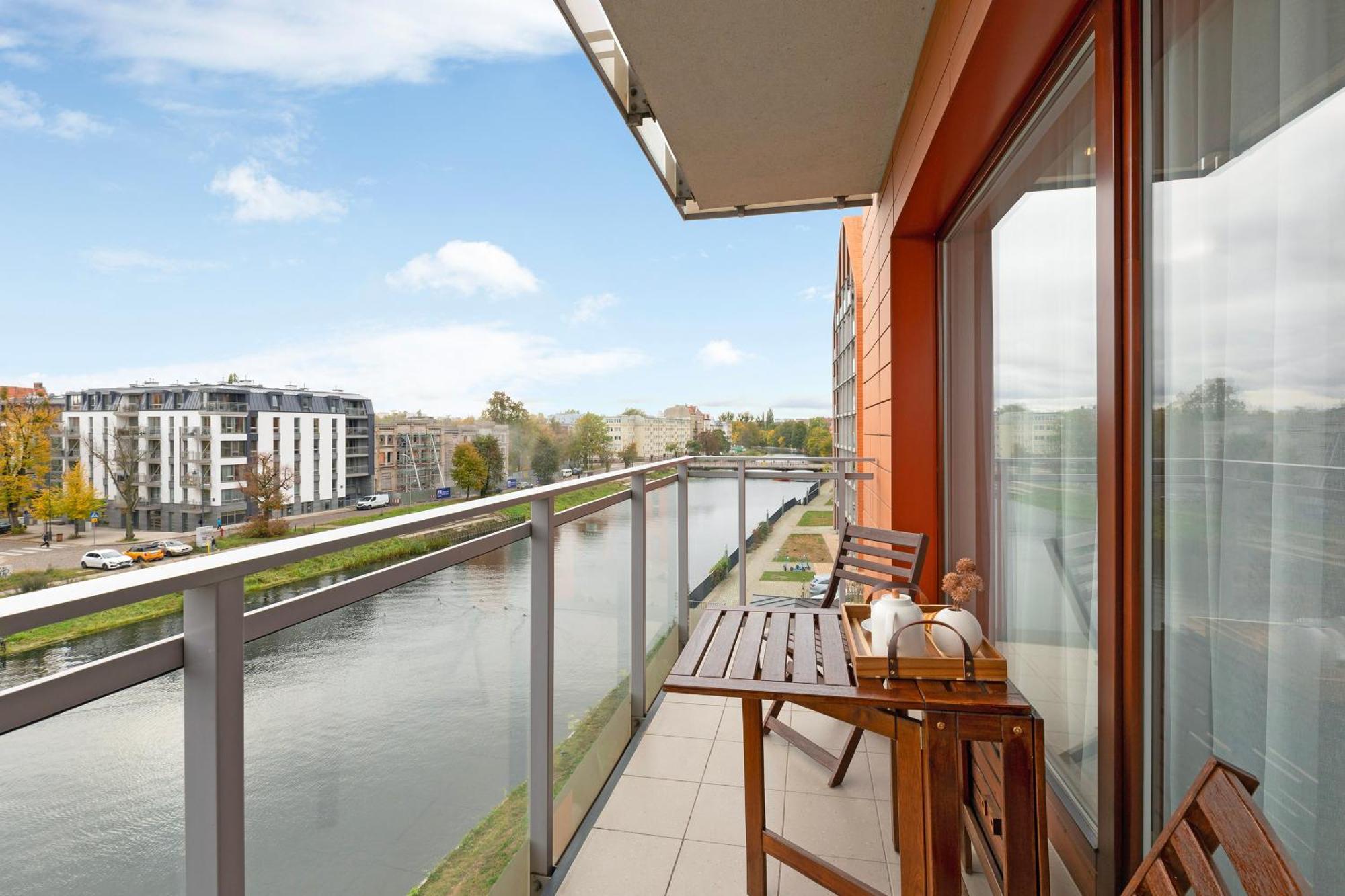 Aura - Riverside & Parking By Downtown Apartments กดัญสก์ ภายนอก รูปภาพ